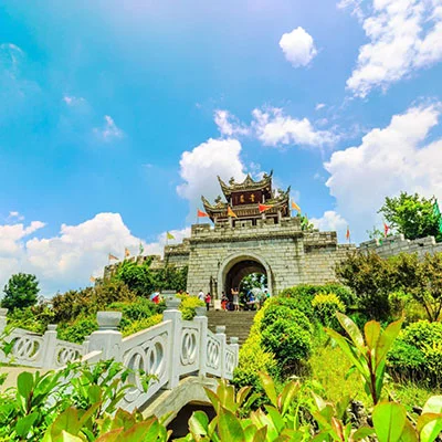 Guiyang Hostels with the Best Nearby Hiking Trails